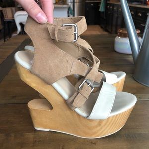 Dolce Vita white cream tan wedge size 6